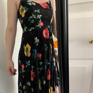 Old navy sundress. New w/o tags.